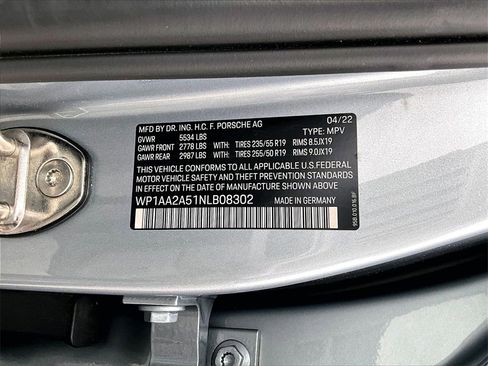 Used 2022 Porsche Macan image 26