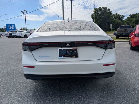 Used 2024 Honda Accord EX image 4