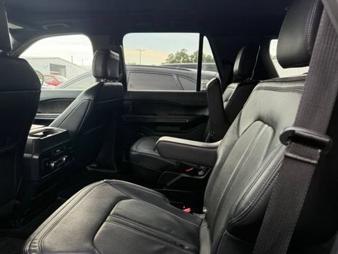 Used 2020 Ford Expedition Limited w/ Equipment Group 301A RWD image 5