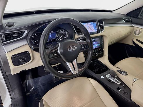 Used 2022 INFINITI QX50 Essential FWD image 9