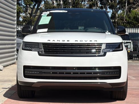Certified 2025 Land Rover Range Rover Autobiography AWD/4WD image 6