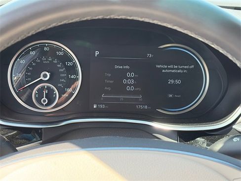 Used 2022 Genesis G80 2.5T image 25