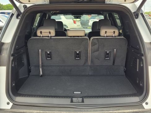 New 2026 GMC Acadia Elevation w/ Elevation Premium Package FWD image 9