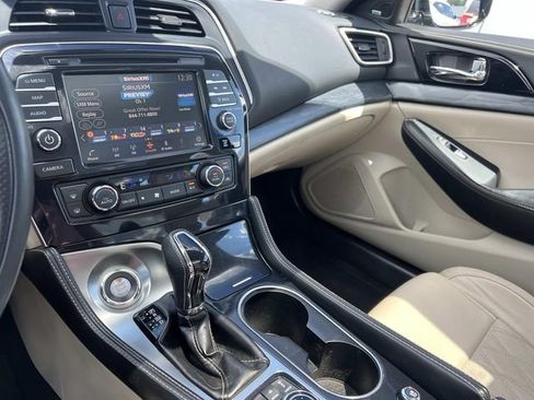 Used 2023 Nissan Maxima Platinum w/ Sport Mat Group FWD image 30