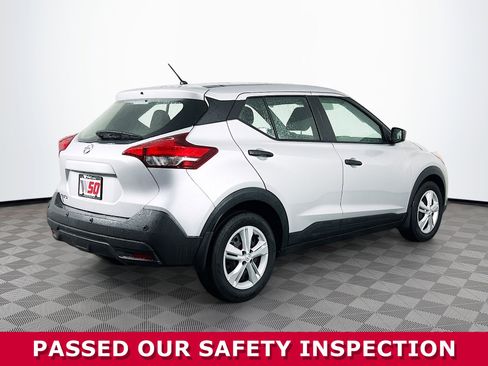 Certified 2020 Nissan Kicks S image 29