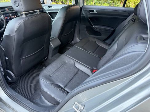 Used 2018 Volkswagen Golf SE FWD image 15