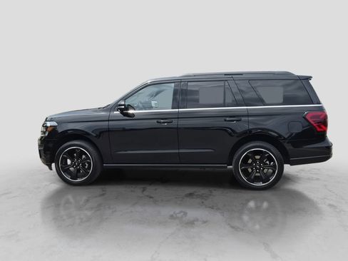 Used 2023 Ford Expedition Limited AWD/4WD image 5