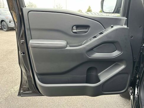 New 2026 Nissan Frontier SV w/ SV Convenience Package image 14