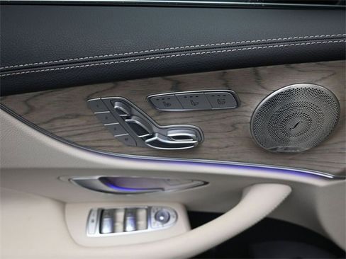 Used 2023 Mercedes-Benz E 450 4MATIC Cabriolet image 19