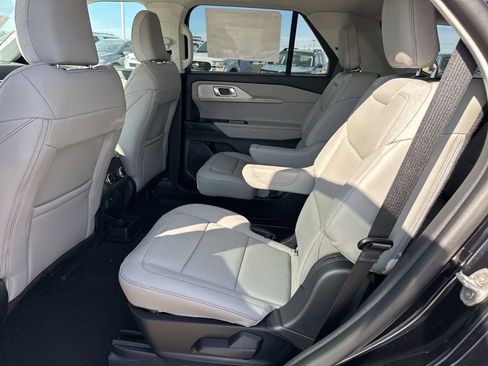 New 2026 Ford Explorer Active w/ Active Comfort Package image 33