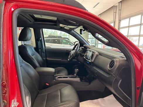 Used 2021 Toyota Tacoma 4x4 Double Cab image 19
