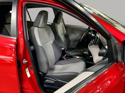 Used 2013 Toyota RAV4 XLE AWD/4WD image 9