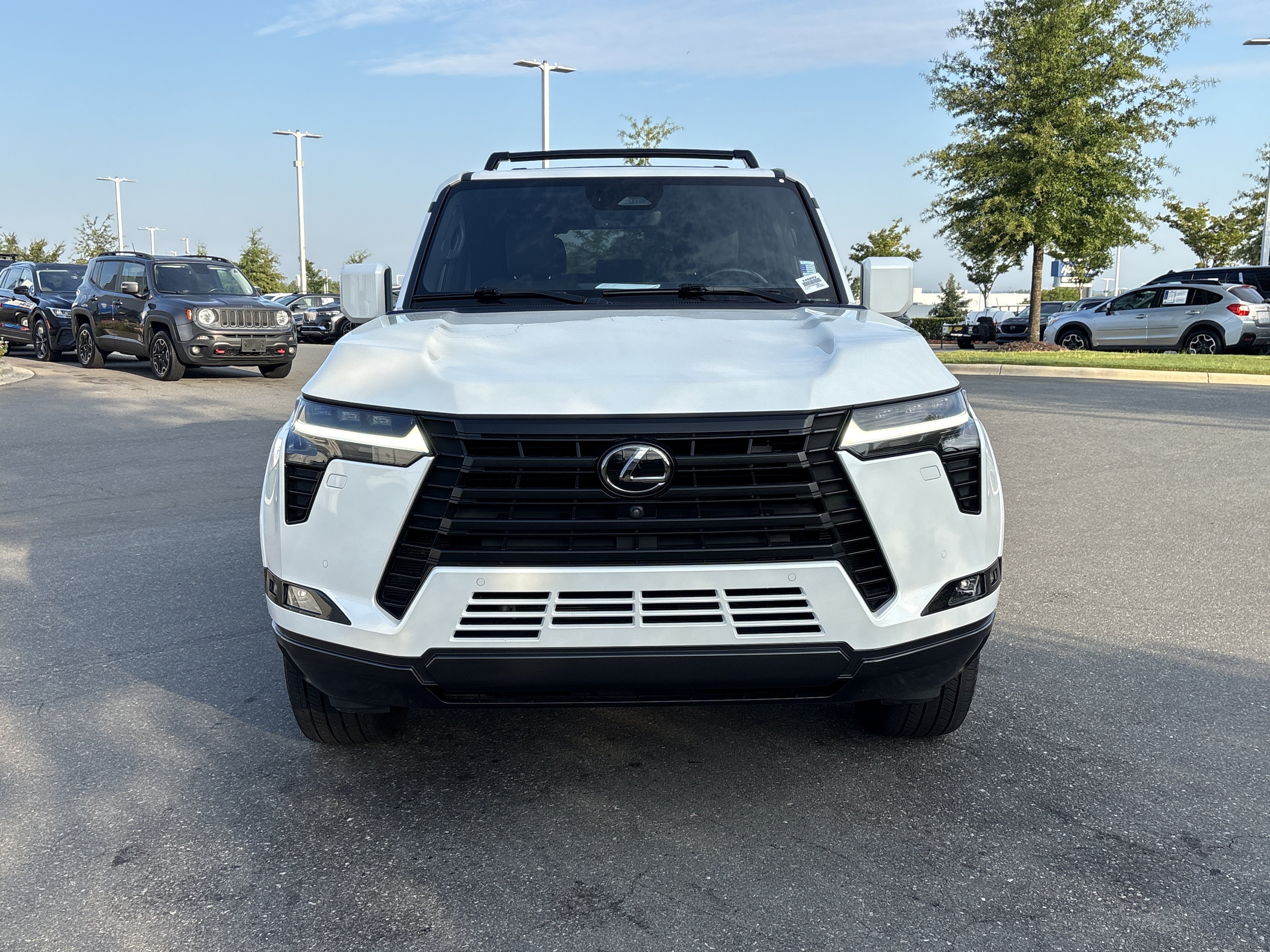 Used 2024 Lexus GX 550 w/ Accessory Package (Z1) AWD/4WD image 3