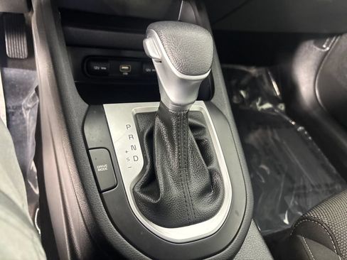 Used 2023 Kia Forte LXS w/ LXS Technology Package FWD image 18