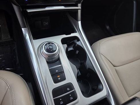 Used 2023 Ford Explorer Limited w/ Hybrid Equipment Group 310A RWD image 12