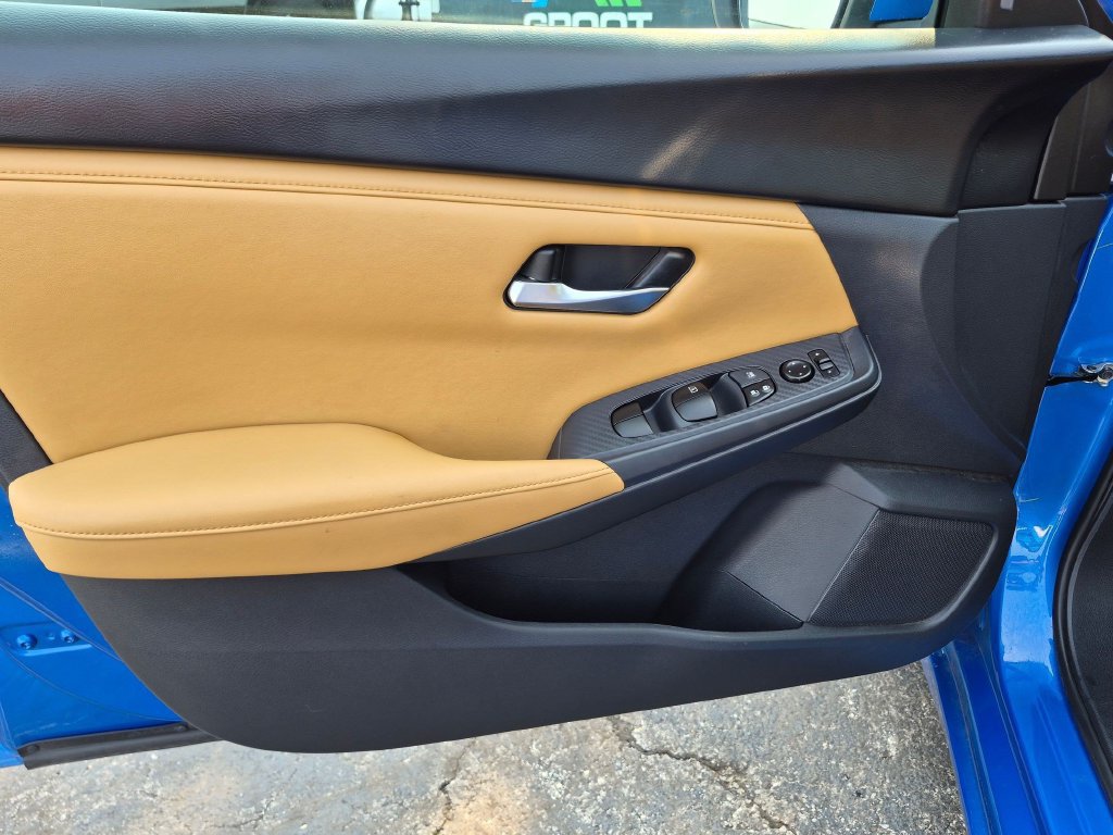 Used 2023 Nissan Sentra SV w/ SV Premium Package FWD image 11