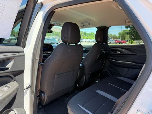 New 2026 Chevrolet TrailBlazer LT FWD image 12