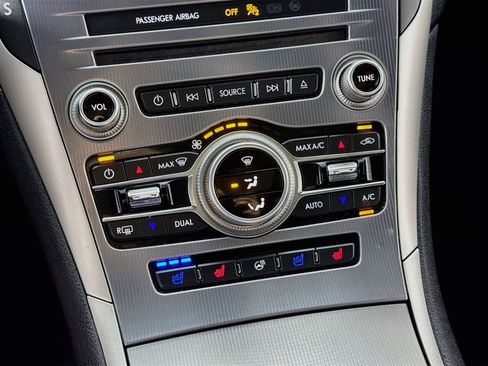 Used 2020 Lincoln MKZ Reserve w/ Elements Package AWD/4WD image 21