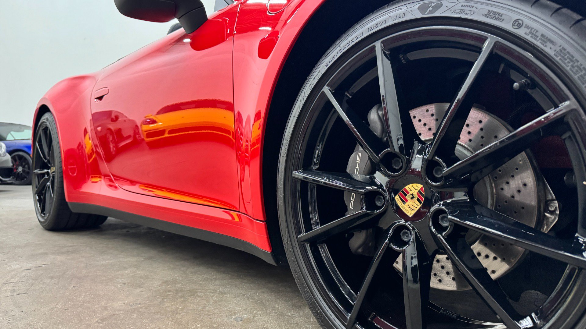 Used 2022 Porsche 911 Carrera RWD image 8