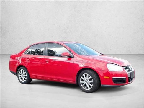 Used 2010 Volkswagen Jetta SE FWD image 15