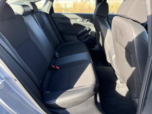 Used 2023 Honda Civic Sport image 19