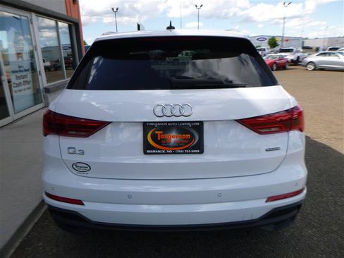 Used 2024 Audi Q3 2.0T Premium AWD/4WD image 19