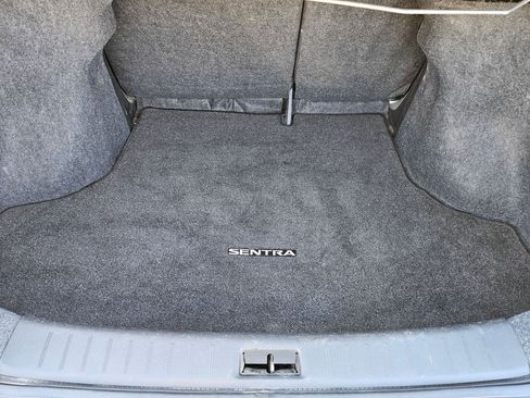 Used 2019 Nissan Sentra S image 32
