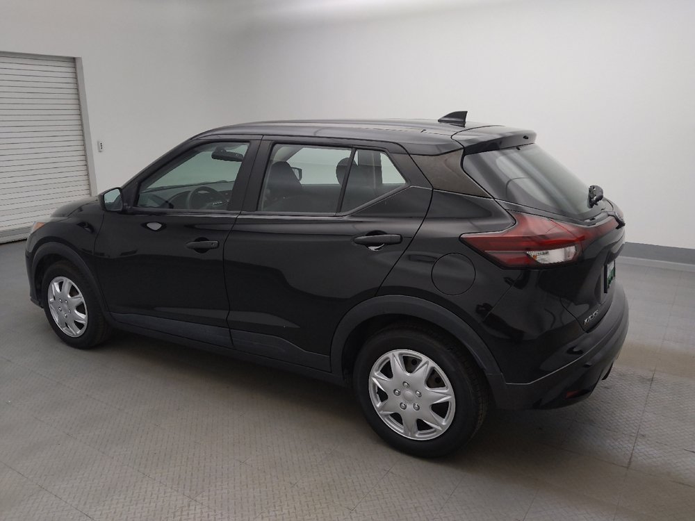 Used 2022 Nissan Kicks S FWD image 3