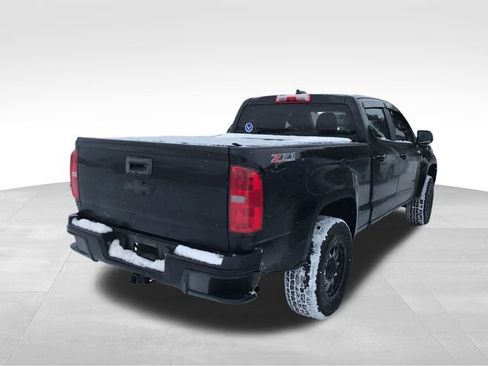 Used 2015 Chevrolet Colorado Z71 image 3