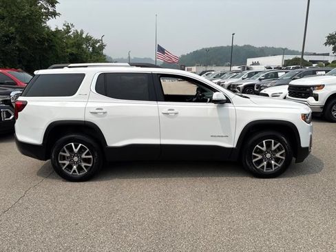 Used 2023 GMC Acadia SLE w/ Driver Convenience Package AWD/4WD image 6