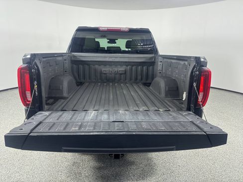 Used 2023 GMC Sierra 1500 SLT w/ SLT Convenience Package AWD/4WD image 10
