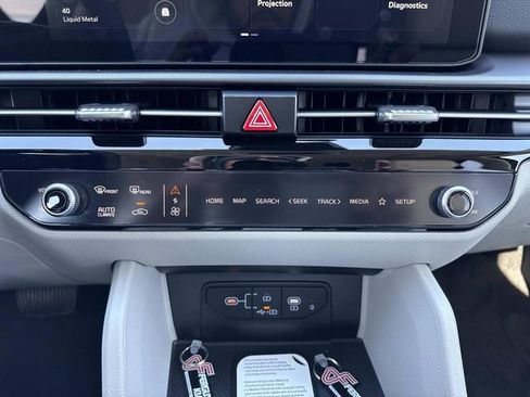 New 2026 Kia Sportage EX w/ EX Panorama Roof Package image 21