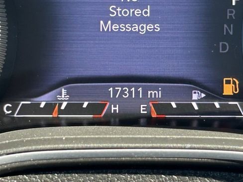 Used 2020 Jeep Cherokee Limited image 19