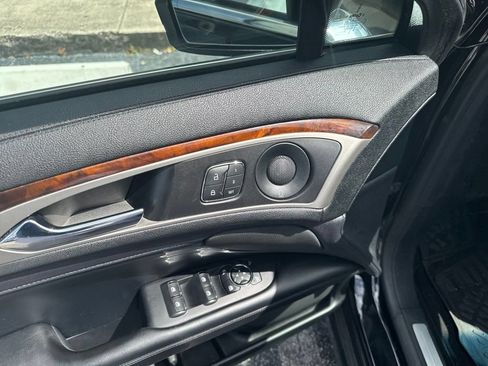 Used 2020 Lincoln MKZ Reserve w/ Elements Package FWD image 18