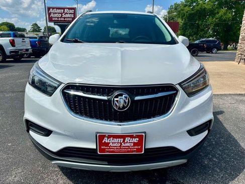 Used 2021 Buick Encore Preferred AWD/4WD image 3