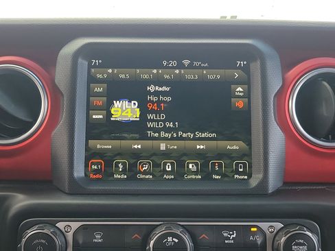 Used 2018 Jeep Wrangler Unlimited Rubicon w/ Dual Top Group image 17