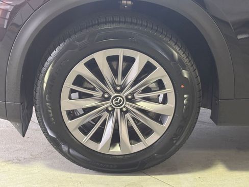 Used 2025 MAZDA CX-90 3.3 Turbo w/ Preferred Package AWD/4WD image 33