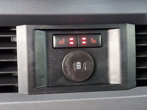 Used 2024 Ford F250 Lariat w/ Sport Appearance Package AWD/4WD image 12