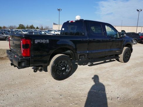 New 2026 Ford F250 Lariat w/ Black Appearance Package image 4