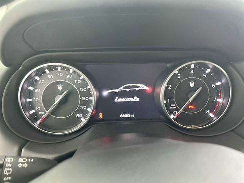 Used 2021 Maserati Levante S image 10