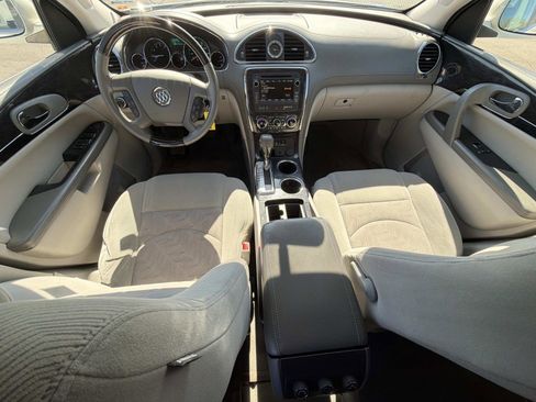 Used 2015 Buick Enclave Convenience image 2