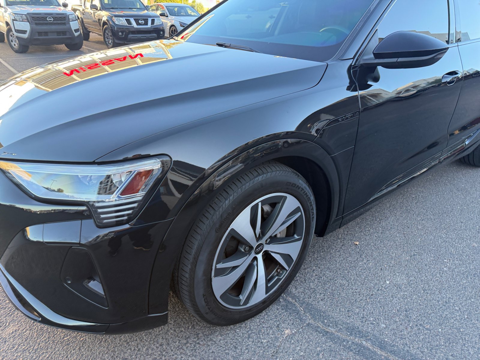 Used 2024 Audi Q8 e-tron Premium AWD/4WD image 10