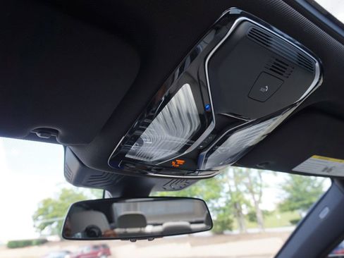 Used 2019 BMW 750i w/ Executive Package image 56