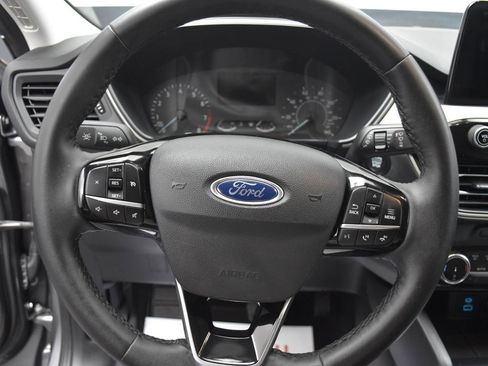 Used 2022 Ford Escape SE w/ SE Sport Appearance Package AWD/4WD image 7