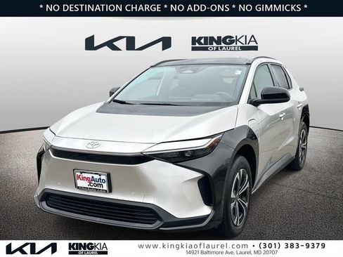 Used 2023 Toyota bZ4X XLE w/ Weather Package image 26