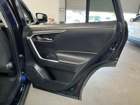 Used 2022 Toyota RAV4 XLE AWD/4WD image 15
