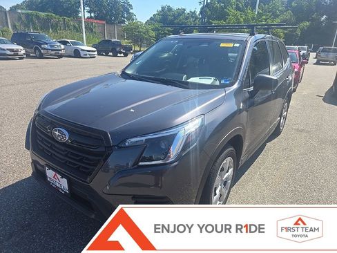 Used 2024 Subaru Forester AWD/4WD image 1