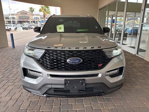Used 2022 Ford Explorer ST w/ Equipment Group 401A image 7