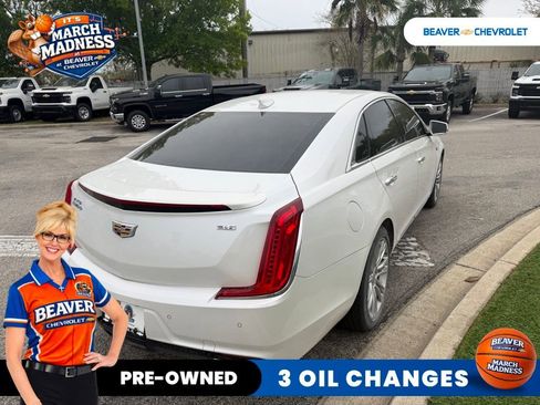 Used 2018 Cadillac XTS Luxury image 4