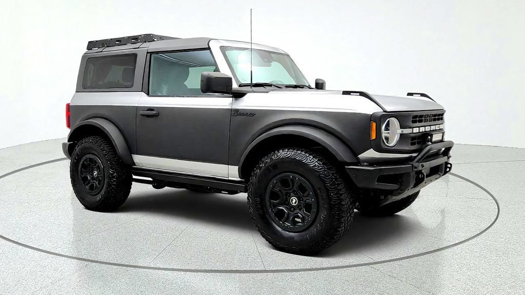 Used 2022 Ford Bronco Black Diamond AWD/4WD image 3